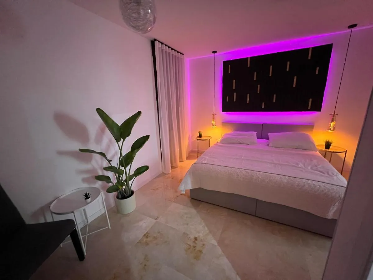 Modern, Elite Hillside Home W/Sea & Mountain Views Marbella